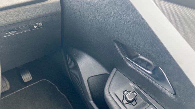 Vauxhall Astra 1.2 Turbo 130 Design 5dr Auto Petrol Estate